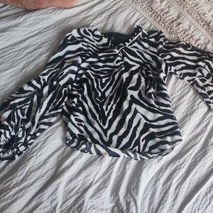 White house black market Black and White Zebra Print Long Sleeve Blouse